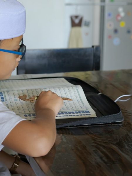 asian-kid-reading-al-quran-through-video-call-duri-2021-12-24-19-39-11-utc-min.jpg asian-kid-reading-al-quran-through-video-call-duri-2021-12-24-19-39-11-utc-min.jpg
